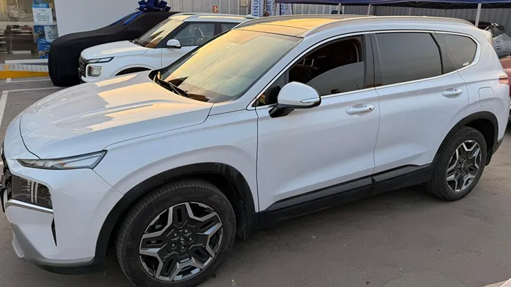 Hyundai SANTA FE